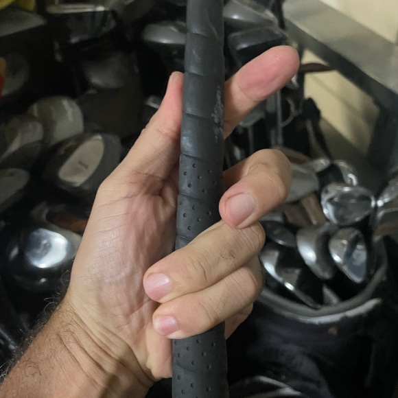 Dunlop TD plus golf putter in right handed 
Used conditions - Picture 7 of 7